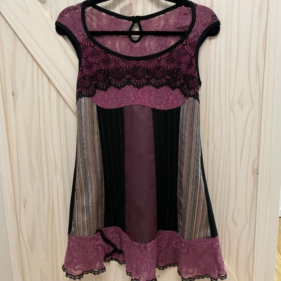 Montreal Designer Boutique Shirt - Picture 2 of 3